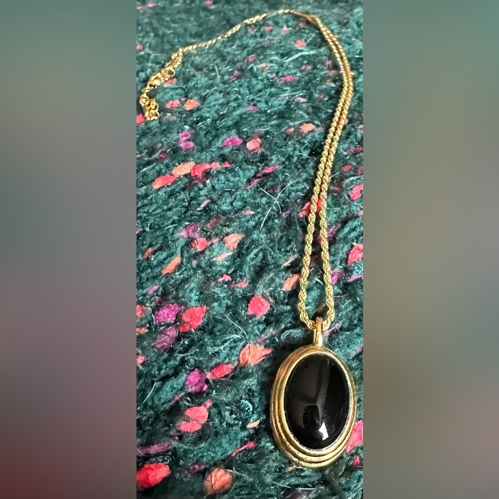 Missoma Savi Ridge Black Onyx Pendant Necklace Gold Vermeil NWOT Discontinued - Picture 8 of 16